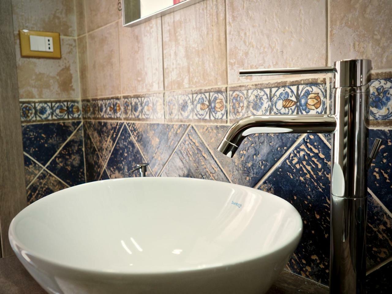 Romantic Suite Con Vista San Donato Genova Exterior foto